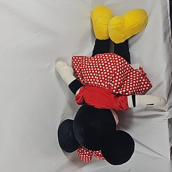 Large Minnie Plush - Picture 2 of 3